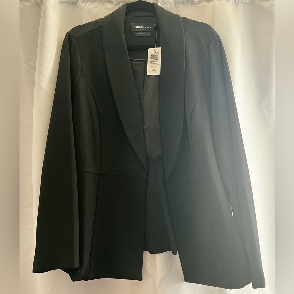 Torrid Studio Luxe Ponte Peplum Blazer - Picture 2 of 6